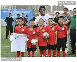 梅西专访将在周二发布，每体称梅西将透露他重返诺坎普的原因