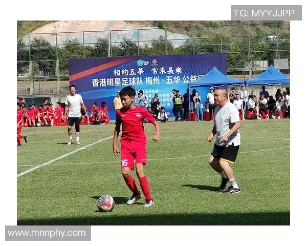 西班牙人上轮客场1-0击败塞尔塔，斩获赛季7连胜，暂列西甲第6，距离降级区仅12分。