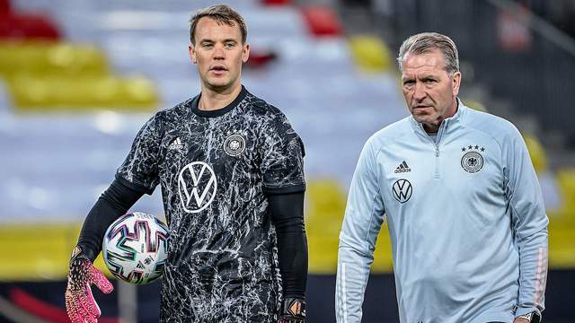 年仅16岁 年仅16岁